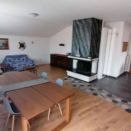 Ampio Attico Vista Mare Tra Comfort E Tranquillita